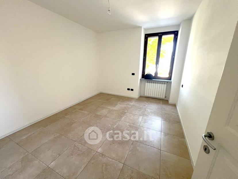 Trilocale in Via Ai Ronchi — foto 20 di 35