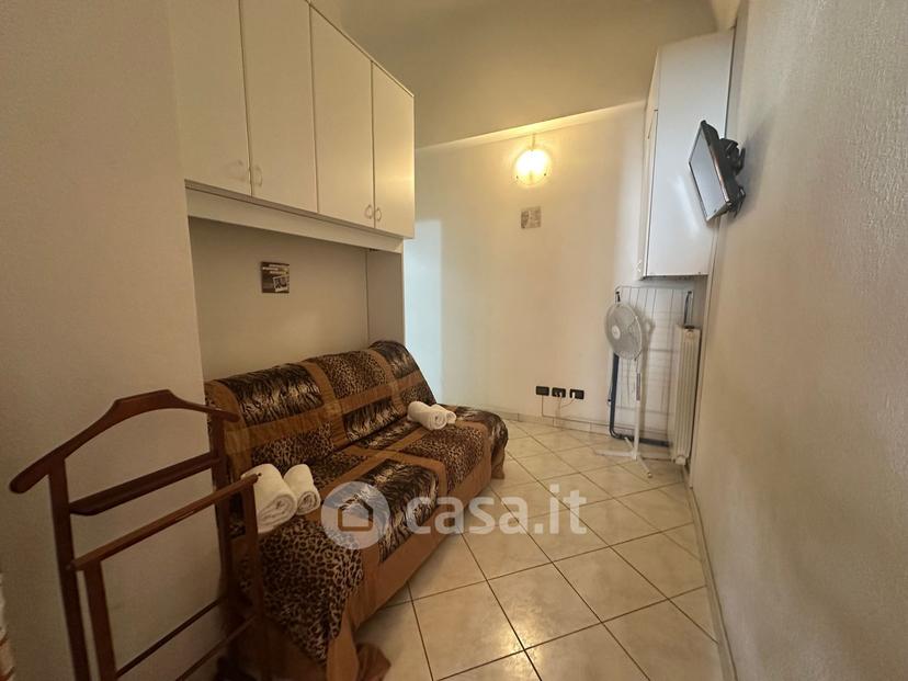 Monolocale in Via Giuseppe Garibaldi — foto 2 di 33