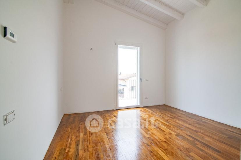 Villa in Via Mario Baratta — foto 57 di 63