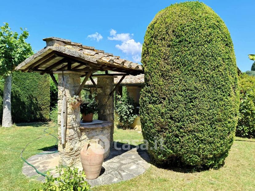 Villa in Strada Aquilano — foto 36 di 52