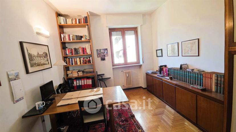 Trilocale in Via Molinetto di Lorenteggio — foto 3 di 13