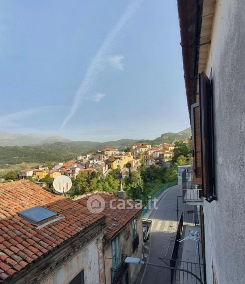 Trilocale in Via Porta Sant'Antuono — foto 2 di 4