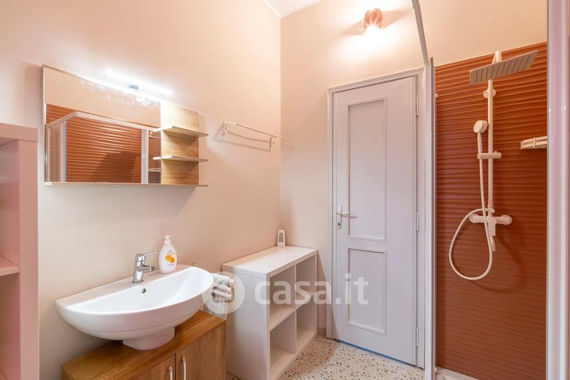 Stanza in Lungo Dora Firenze 19 — foto 2 di 74