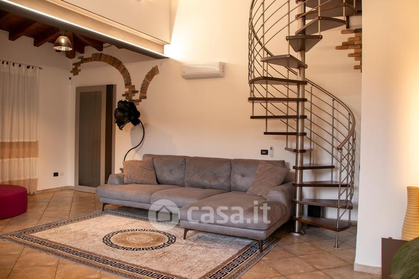 Villa in Via Torino — foto 9 di 40