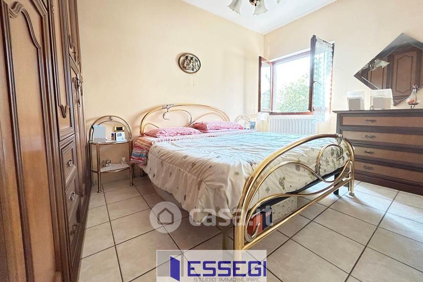 Quadrilocale in Via Cav. Attilio Porroni 10 — foto 22 di 27
