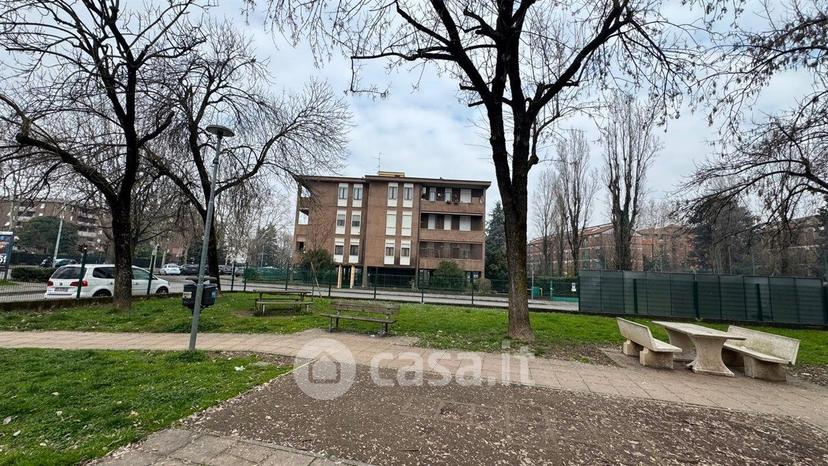 Trilocale in Via Luca della Robbia 1 — foto 22 di 29