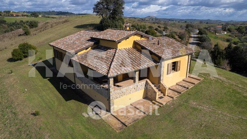 Villa in Strada di Cupi 47 — foto 9 di 31