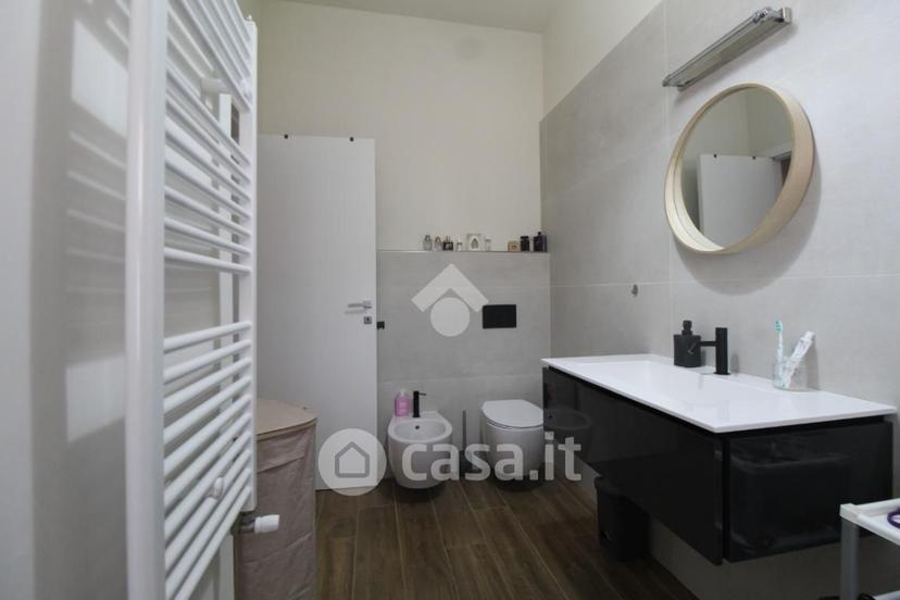 Trilocale in Via Vercelli 3 — foto 2 di 30