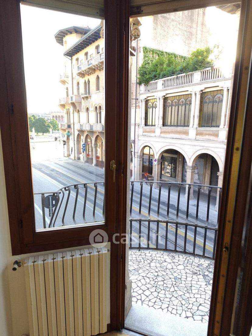 Quadrilocale in Via Beato Luca Belludi — foto 27 di 29