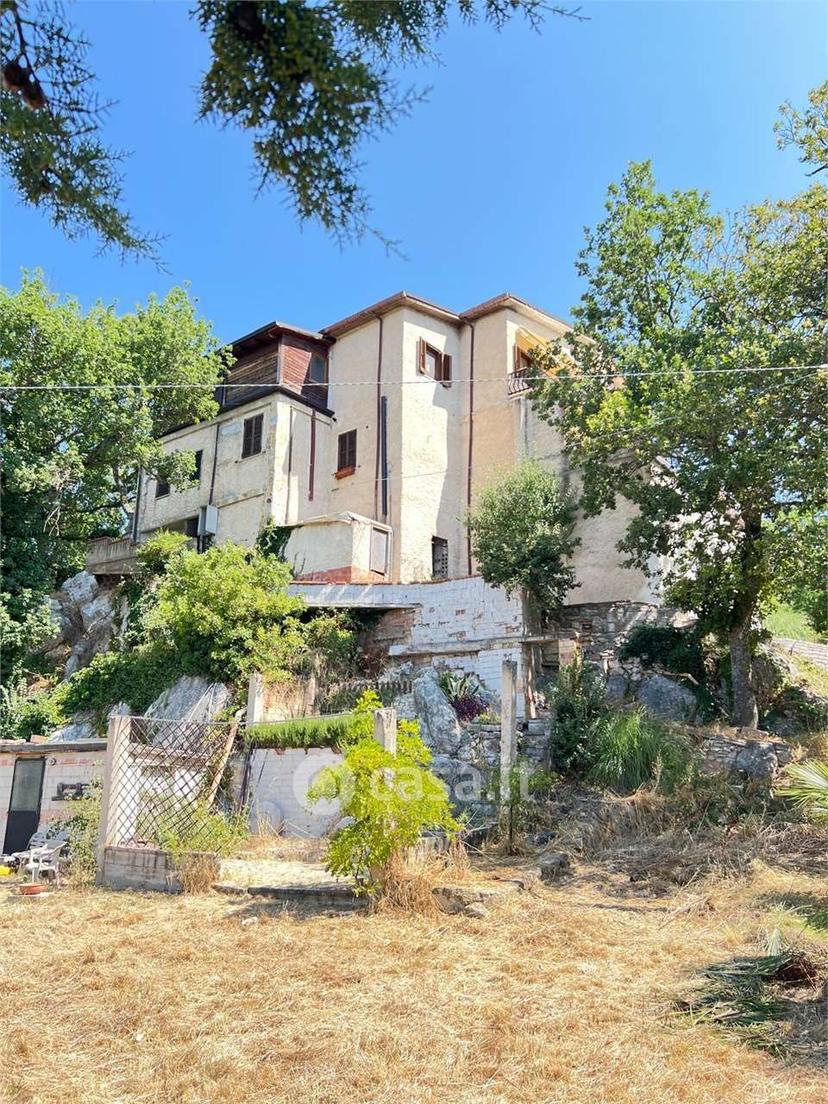 Appartamento in Piazza Giordano — foto 10 di 25