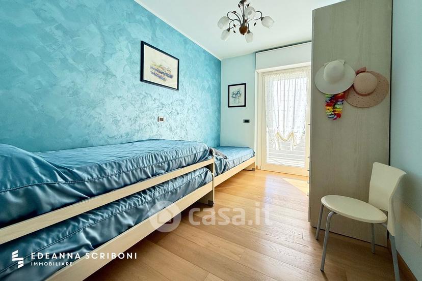 Trilocale in Strada della Bura 9 — foto 22 di 43