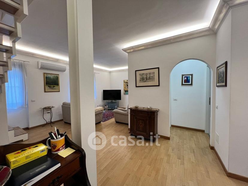 Villa in Via Sasso Grosso 43 — foto 9 di 25