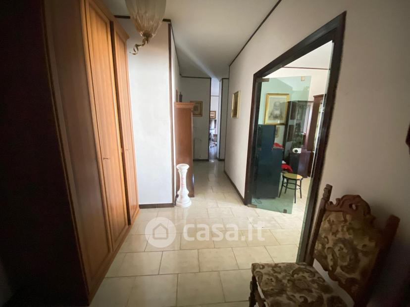 Trilocale in Via Guarino — foto 2 di 14