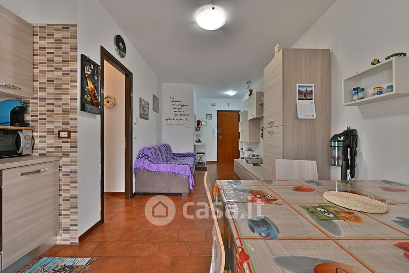 Trilocale in Via Nino Bixio 18 — foto 9 di 31