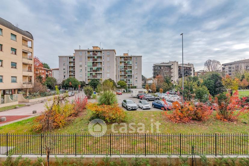 Trilocale in Viale Europa 12 — foto 12 di 47