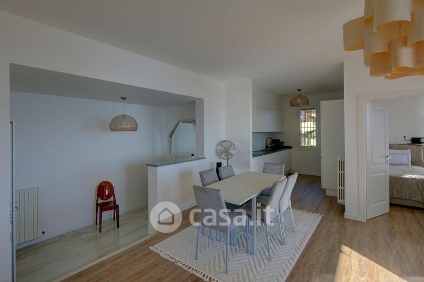 Trilocale in Via Barberis Annovati — foto 2 di 65