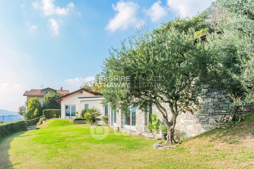 Villa in Via Paolo Carcano — foto 20 di 88