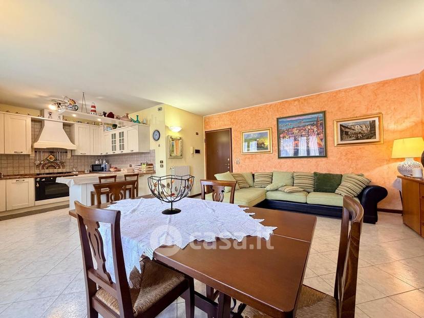 Trilocale in Via Giorgio Paglia 77 — foto 17 di 36