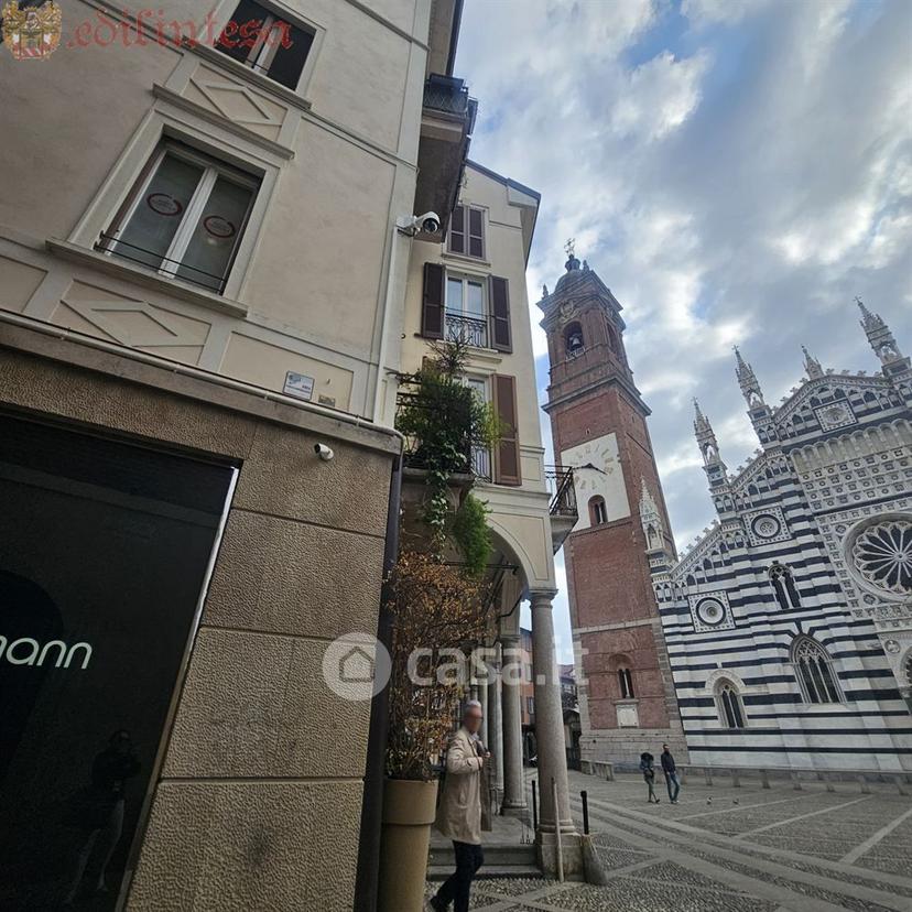 Trilocale in Piazza Duomo 6 a — foto 29 di 36