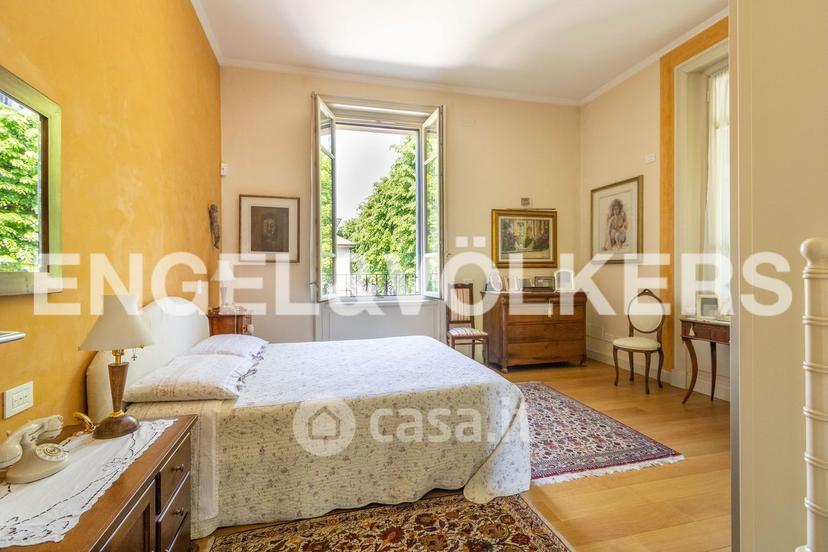Villa in Corso Leonardo da Vinci — foto 5 di 39
