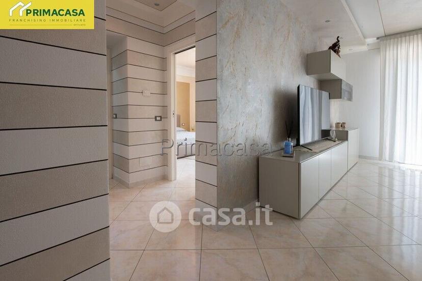 Trilocale in Viale Ugo Foscolo 104 — foto 28 di 28