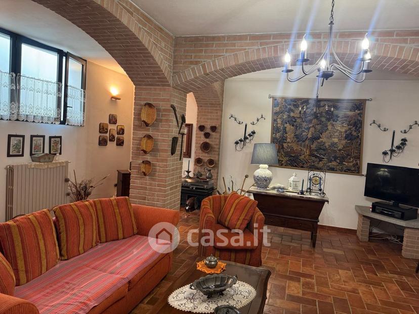 Villa in Via Falcone Giovanni — foto 14 di 122