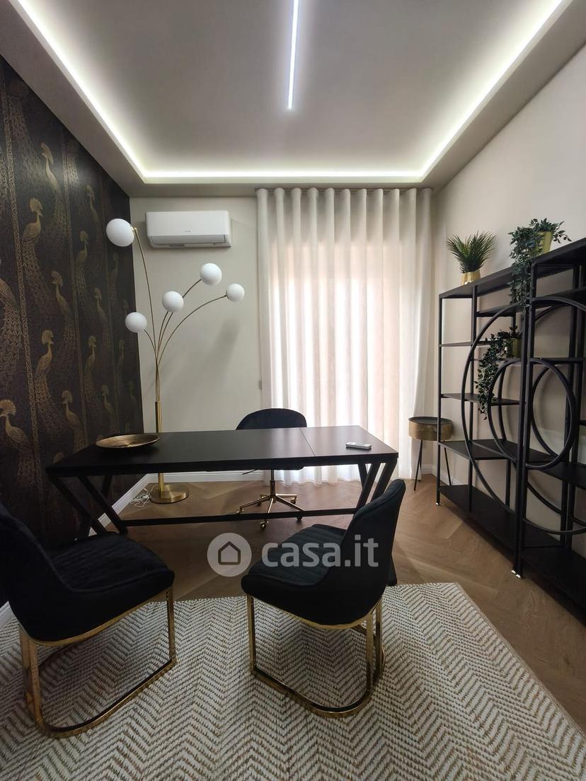 Stanza in Via Monaca Santa — foto 5 di 16