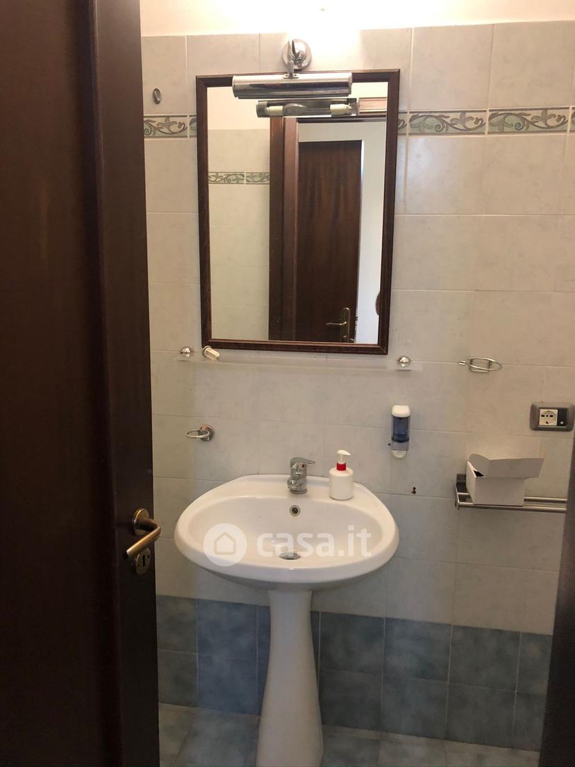 Bilocale in Via Politi 12 — foto 13 di 23