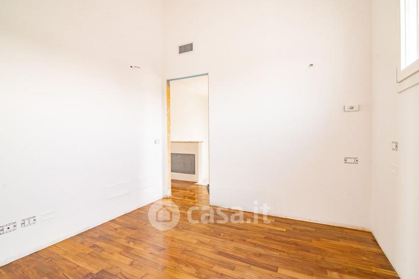 Villa in Via Mario Baratta — foto 3 di 63