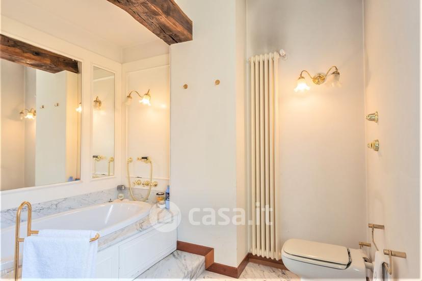 Villa in Viale Kennedy — foto 18 di 30