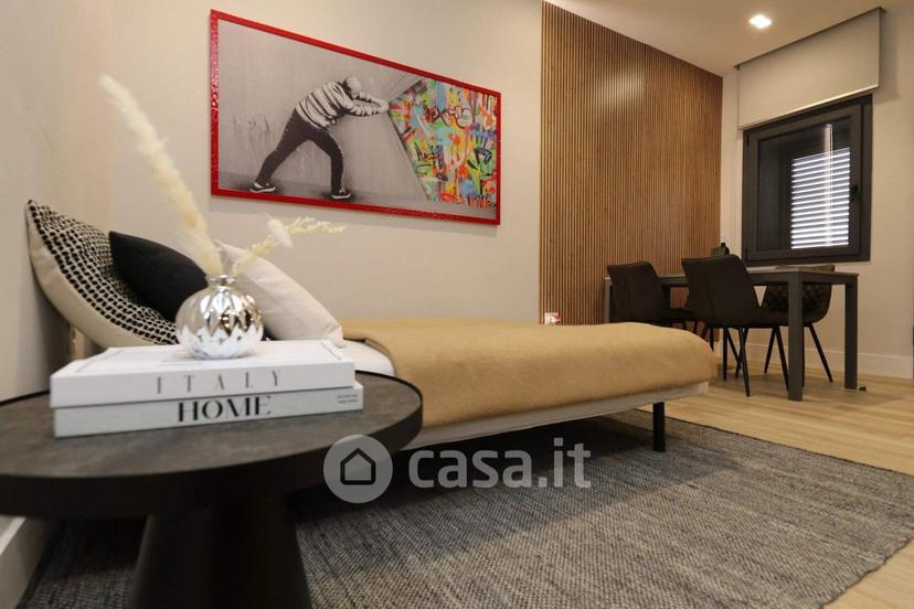 Bilocale in Via Monte Nero 24 a — foto 2 di 22