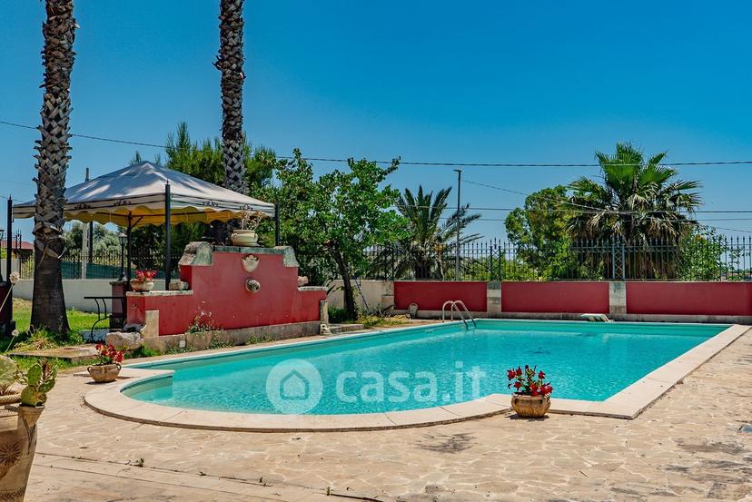 Villa in Via Agamennone 2 — foto 15 di 93