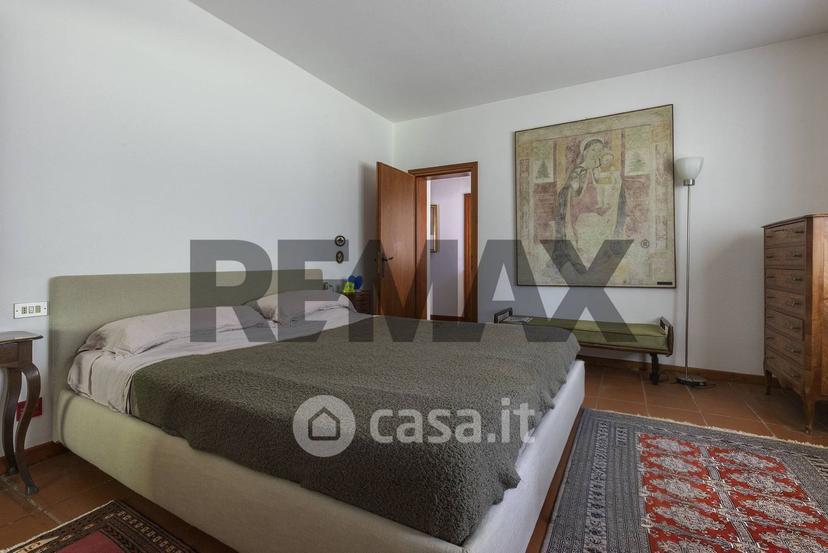 Villa in Via Armando Diaz 90 — foto 7 di 38