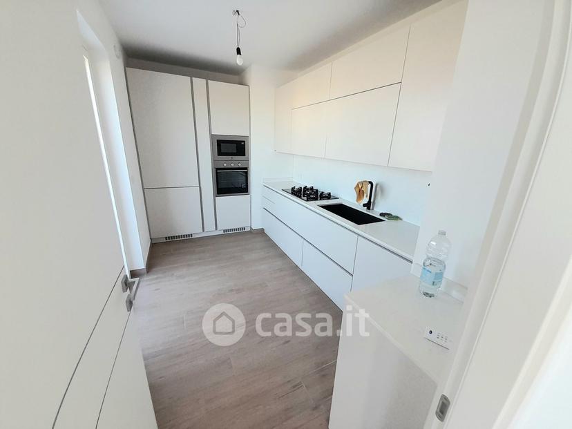 Appartamento in Via Mario Ronzini — foto 33 di 51