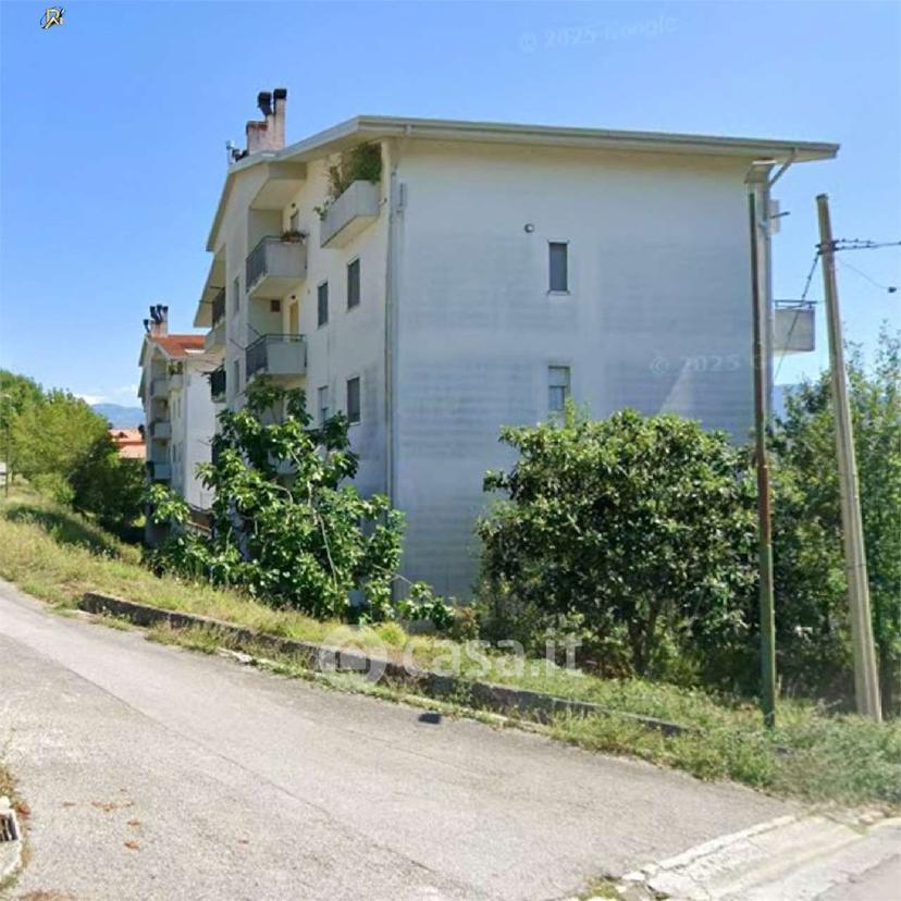 Trilocale in Via Monte Bianco 2 — foto 32 di 35