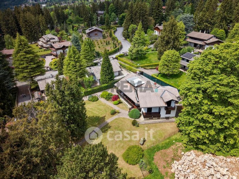 Villa in Viale Belvedere 14 — foto 61 di 77