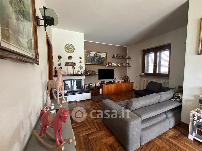 Appartamento in Via Rotone 27 — foto 11 di 82