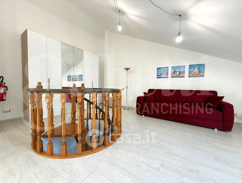Bilocale in Piazza Giuseppe Garibaldi — foto 17 di 22
