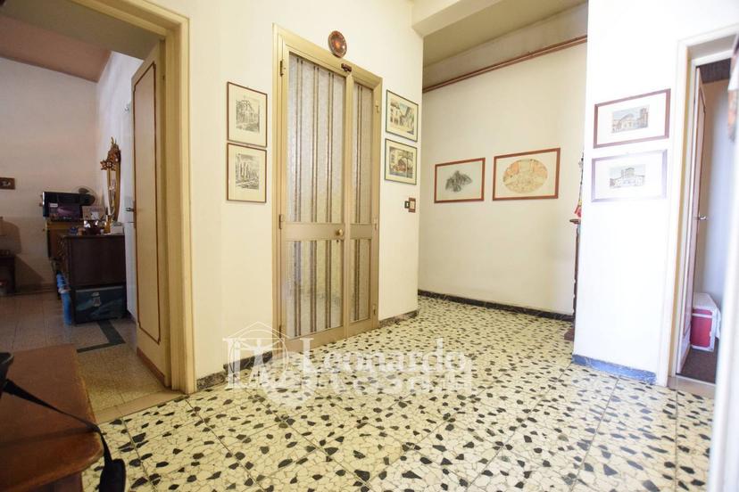 Appartamento in Via Aurelia Sud — foto 8 di 40