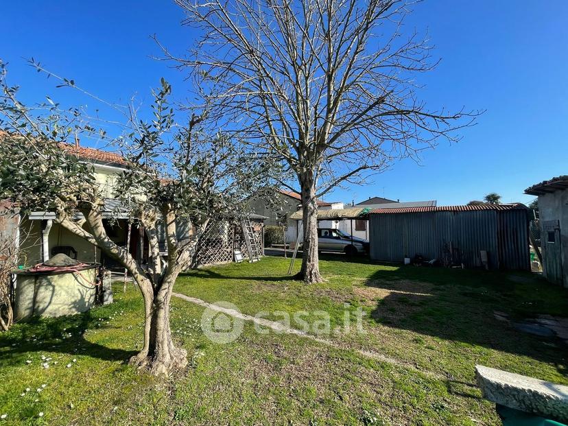 Casa indipendente in Via del Risorgimento 42 — foto 9 di 41
