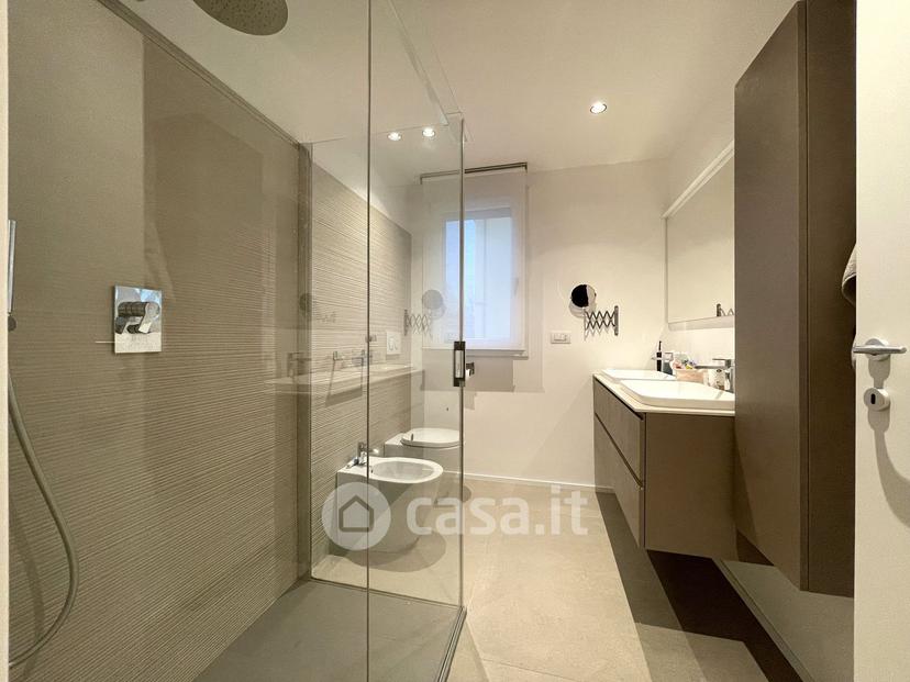 Villa in Via G. Matteotti 82 — foto 16 di 56