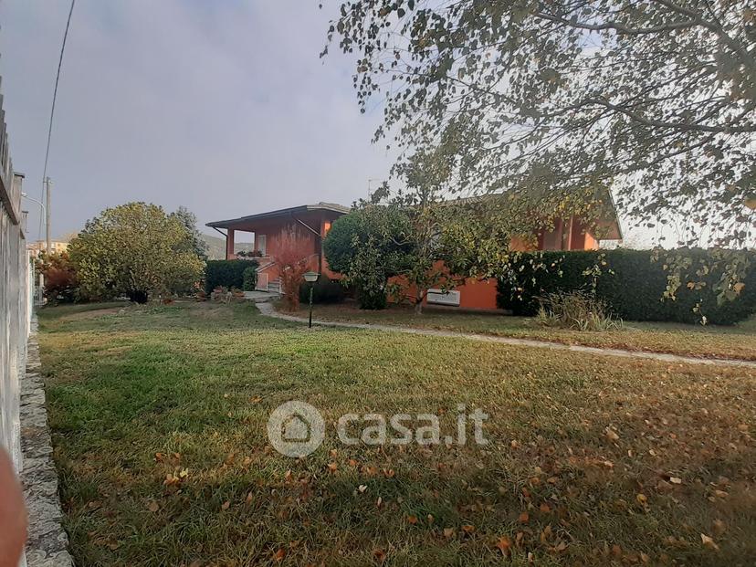 Villa in Via Cà d'Anna — foto 66 di 75