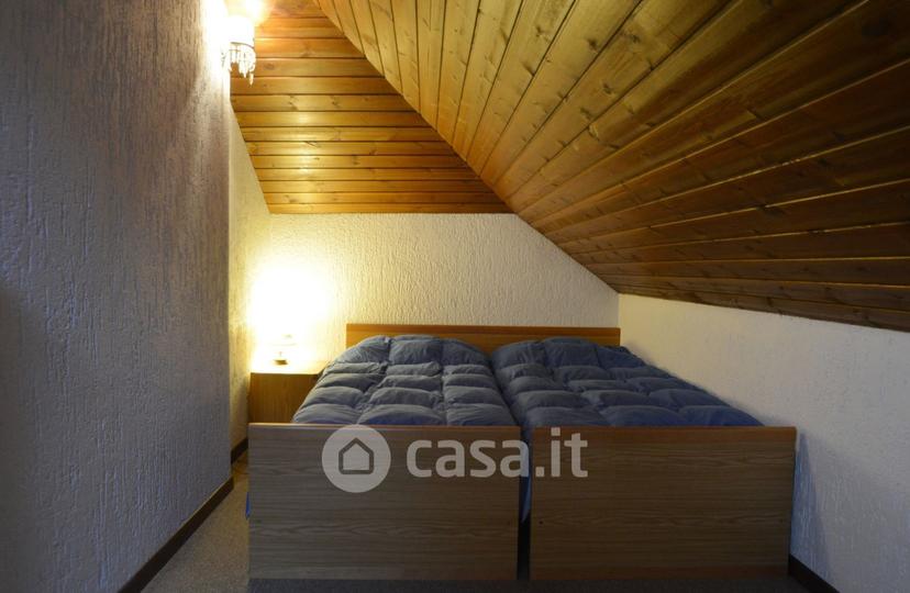 Quadrilocale in Via Camona 6 — foto 2 di 17