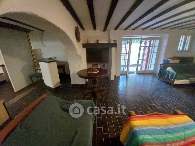 Bilocale in Via Santa Caterina 5 — foto 3 di 13
