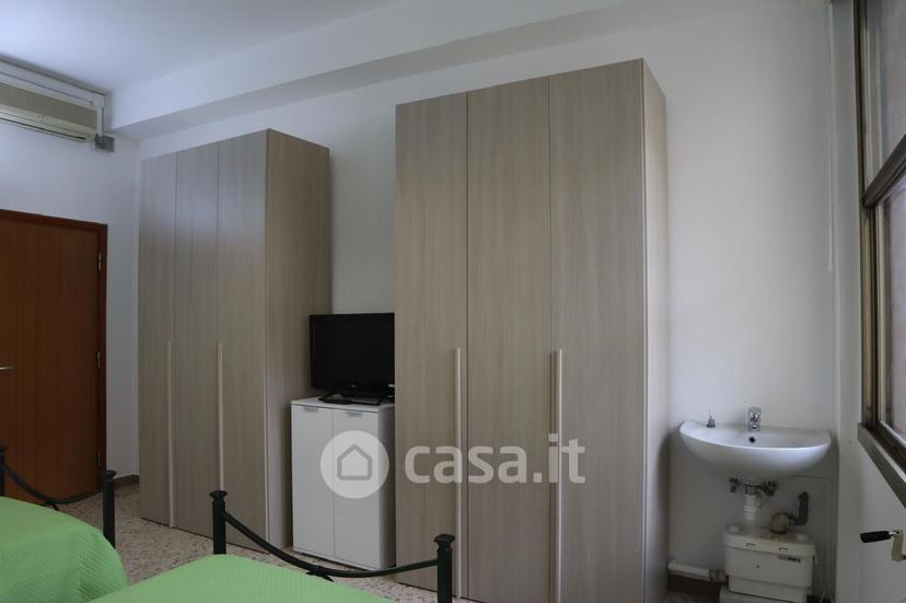 Stanza in Via del Trionfo 40 — foto 9 di 12