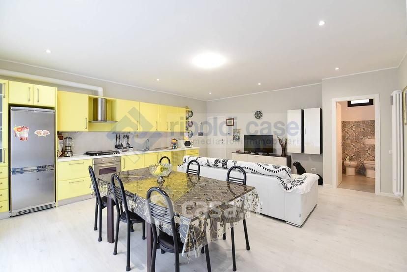 Villa in Via Lombardia — foto 6 di 36