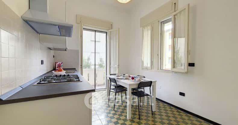 Stanza in Via Francesco Rossi 19 — foto 2 di 3