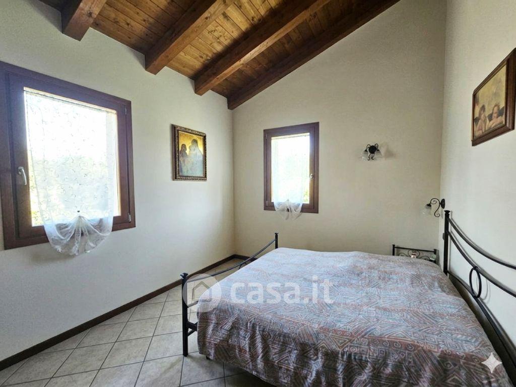 Villa in Via Martiri della Libertà