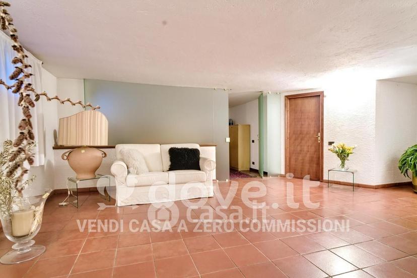 Villa in Via Alessandro Manzoni 28 — foto 20 di 43