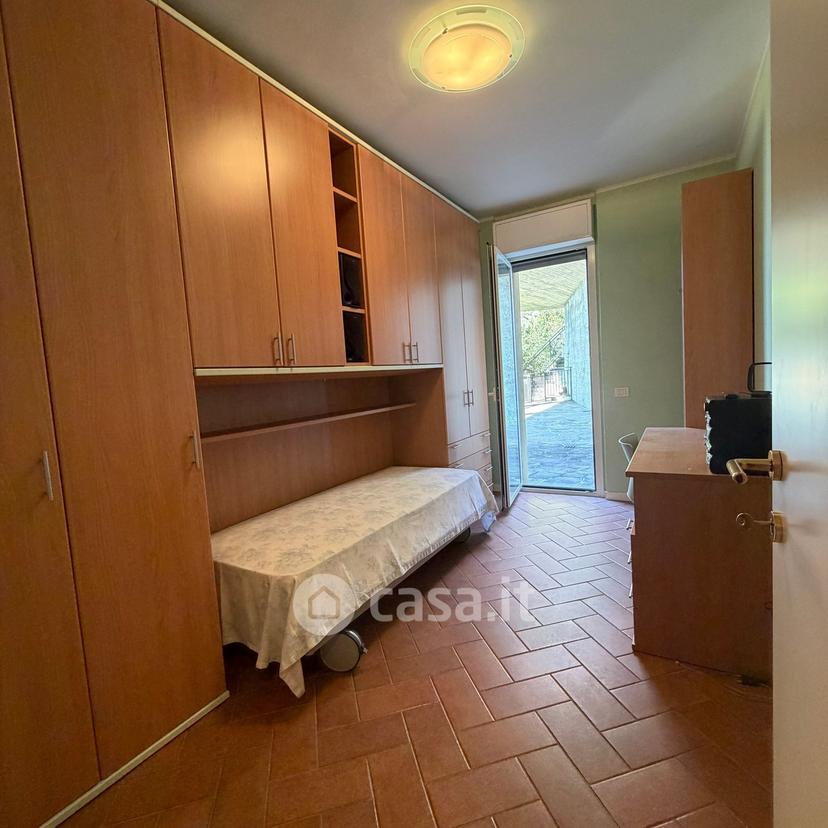 Trilocale in Via Per Esino 19 — foto 26 di 27